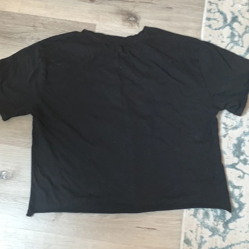 Cropped shirt - Picture 2 of 2